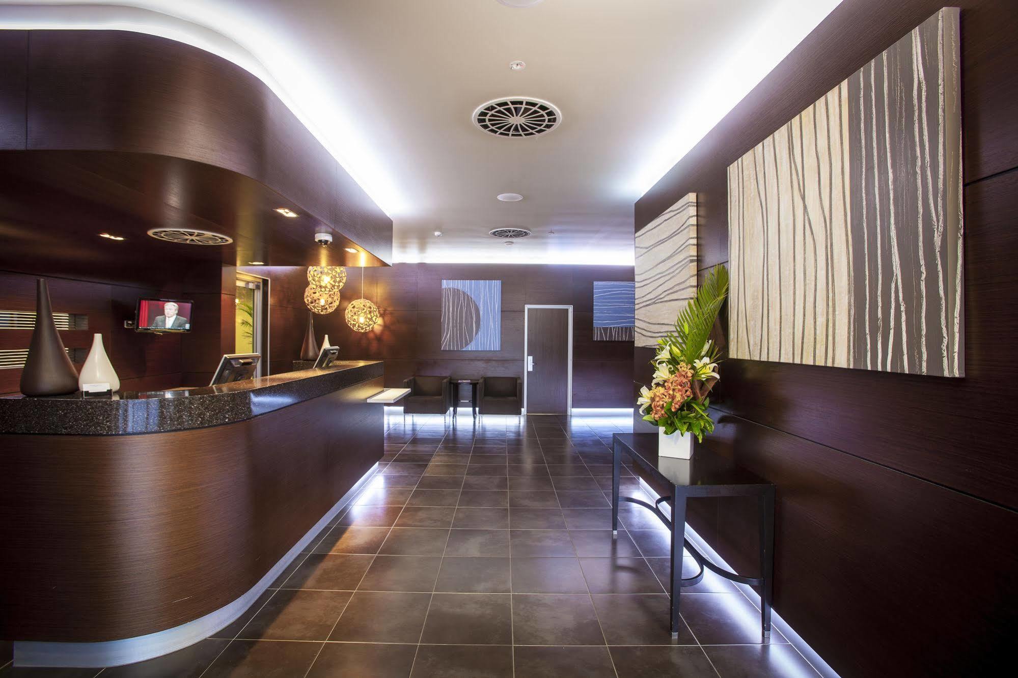Grand Hotel And Apartments Townsville Zewnętrze zdjęcie